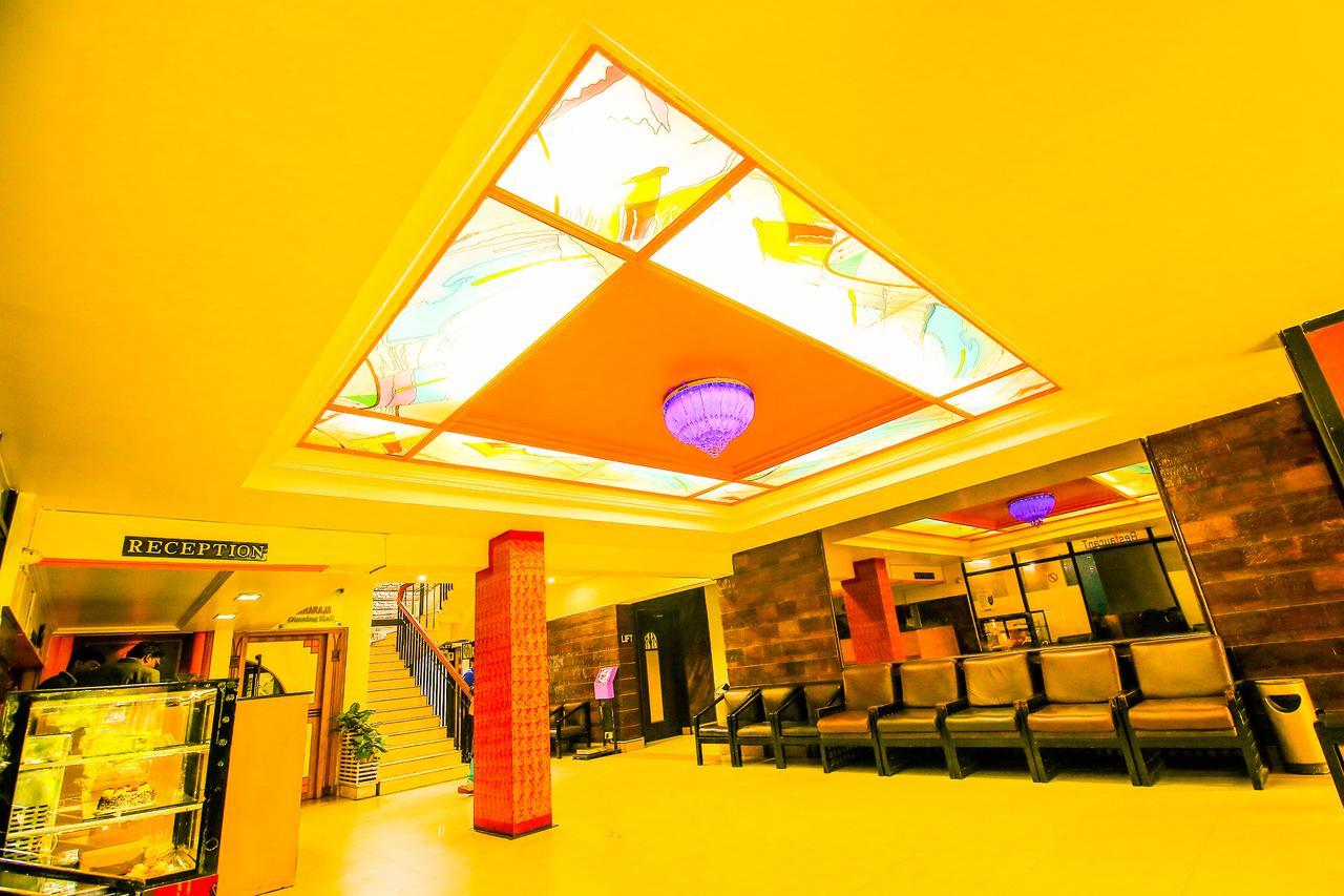 Hotel Sangam Karād Kültér fotó